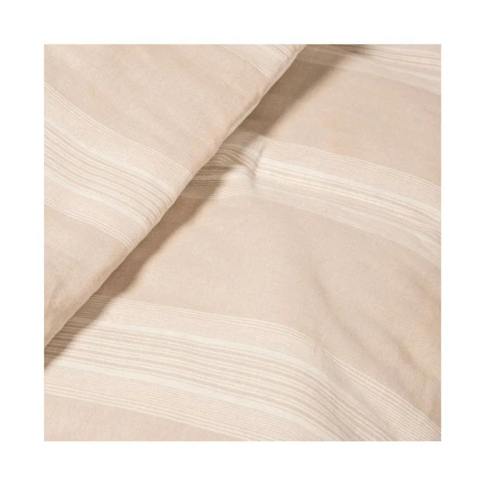 Threshold Queen comforter set